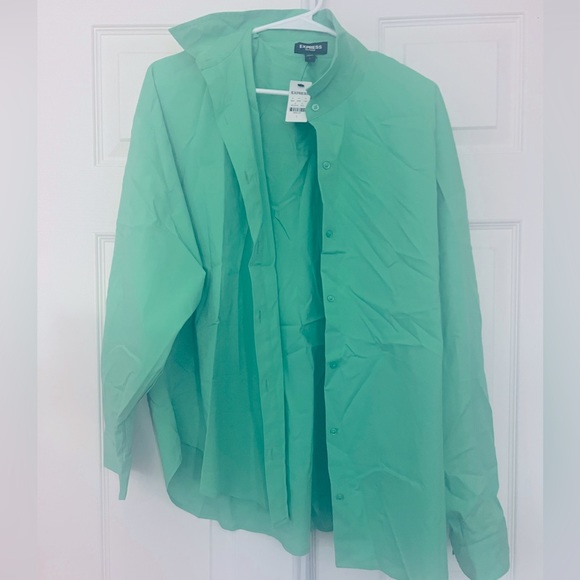 Express Poplin Boyfriend Portofino Shirt in Bright Kelly Green - Picture 3 of 4